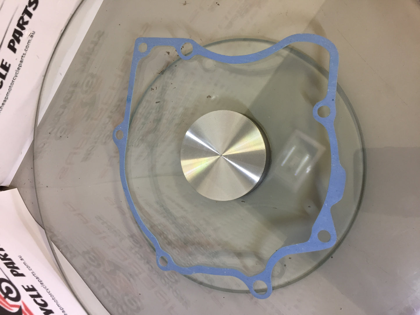 Laro and Hunter crankcase gasket, L/Hand outer mount plate to crankcase. image 0