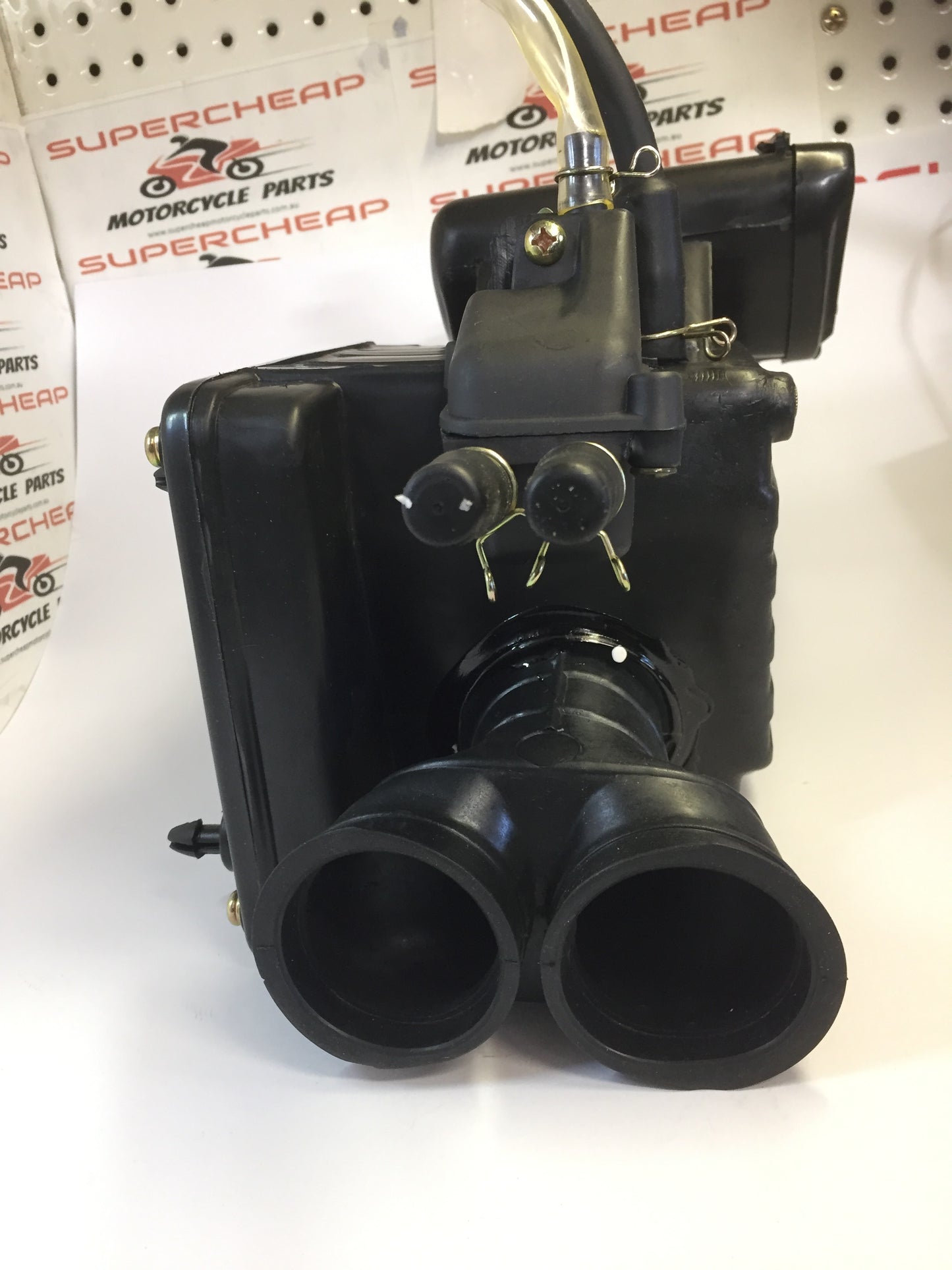 Laro Regal Cruiser complete air box including air filter. Honda CA250 Rebel. image 3