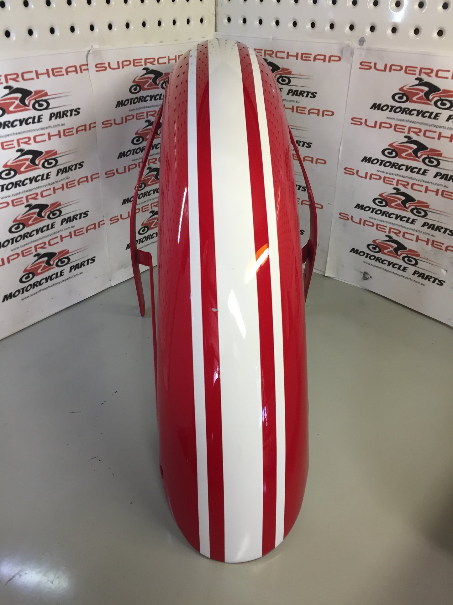 Laro Prostreet and Hunter Daytona Front Mudgaurd, Red with White stripes. image 3