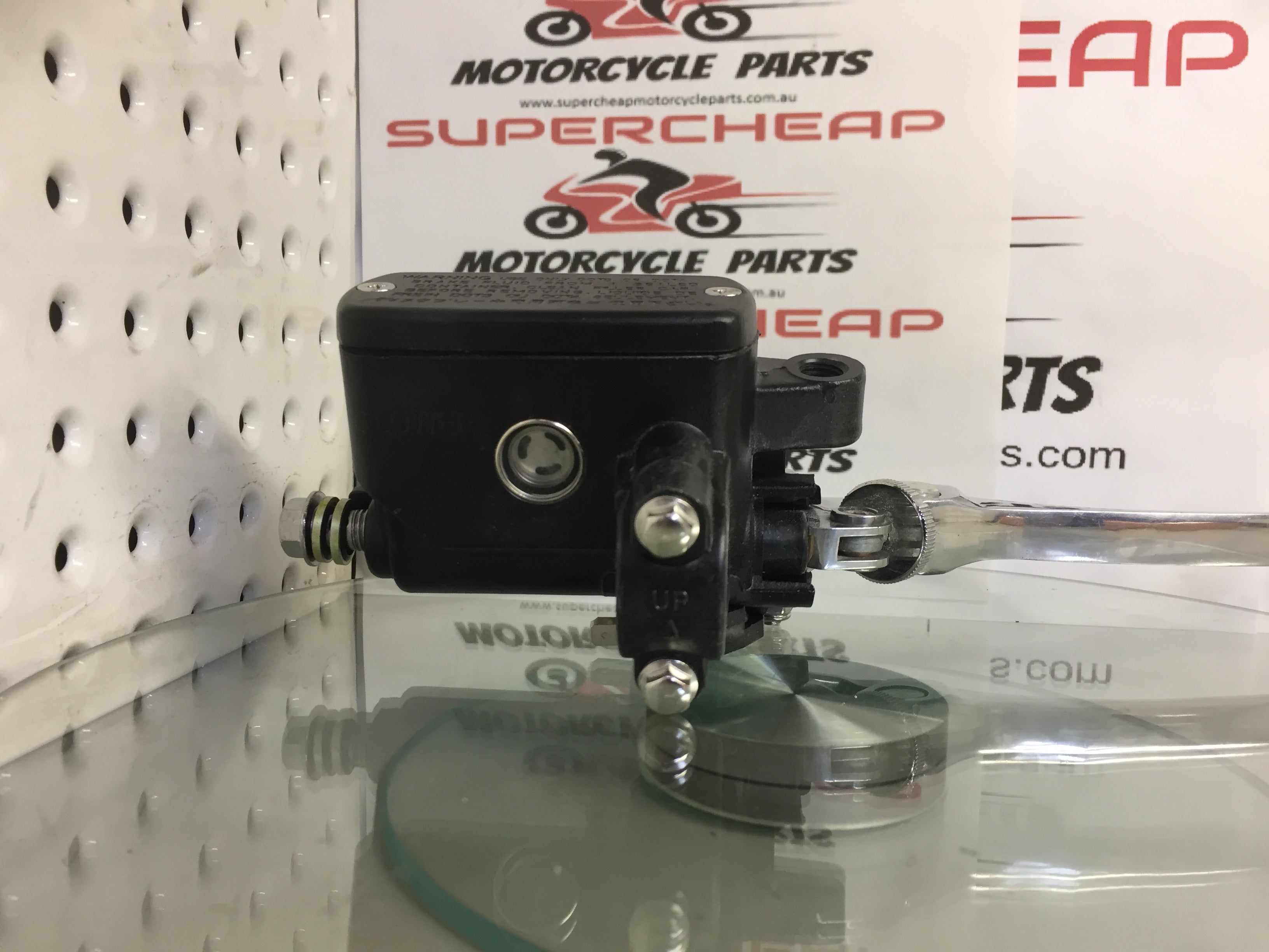 Mastercylinder, C029-275 Honda Road Bikes, Twin Disc. image 4