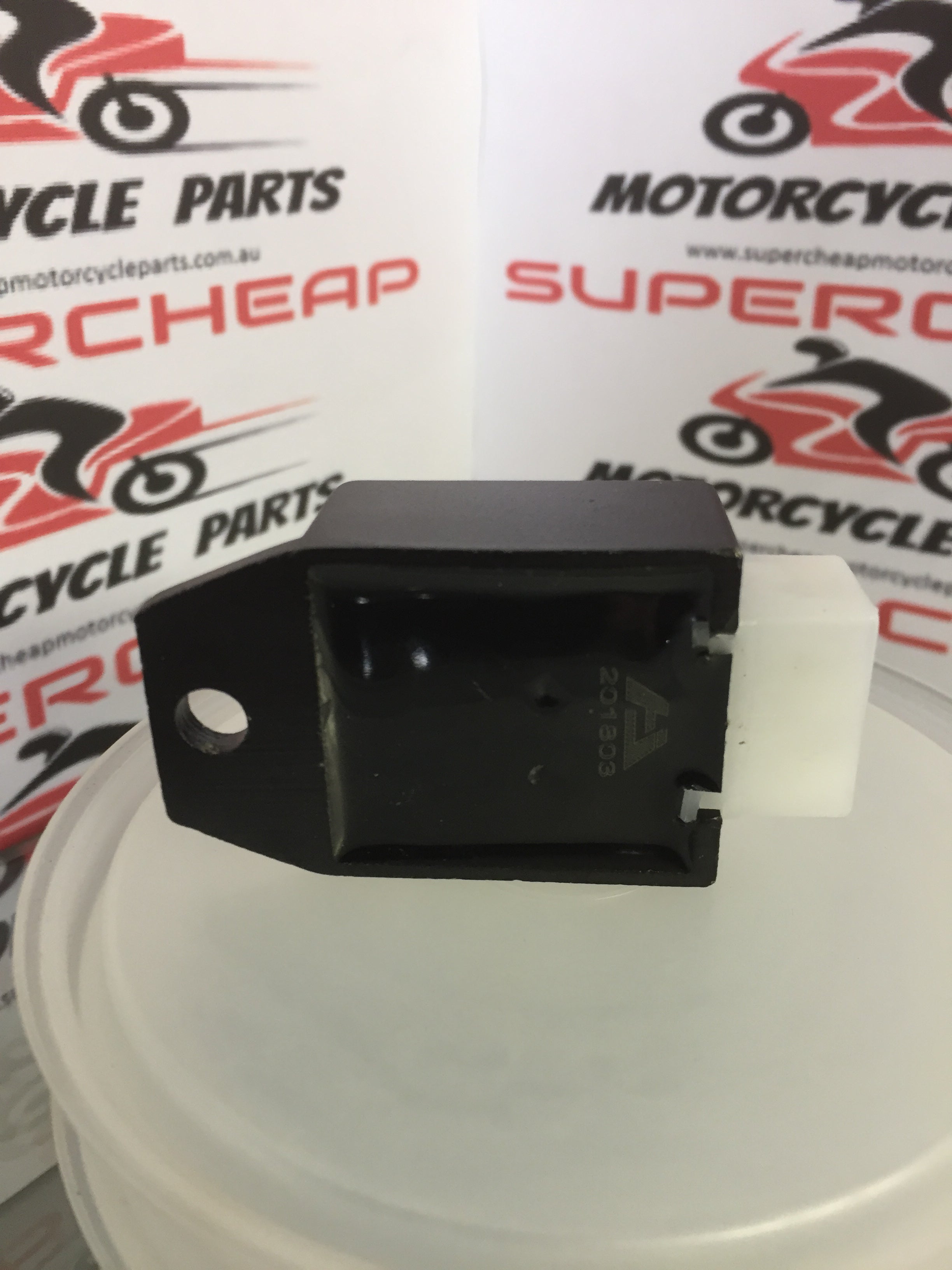 Voltage Regulator,H055-001,  4 Pin. image 4