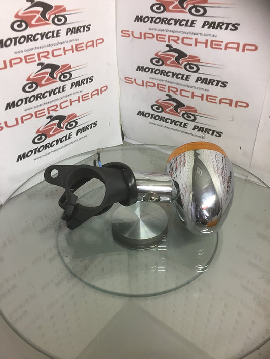 Laro Regal, Right Hand front blinker. Fits Regal 250 and Regal 350