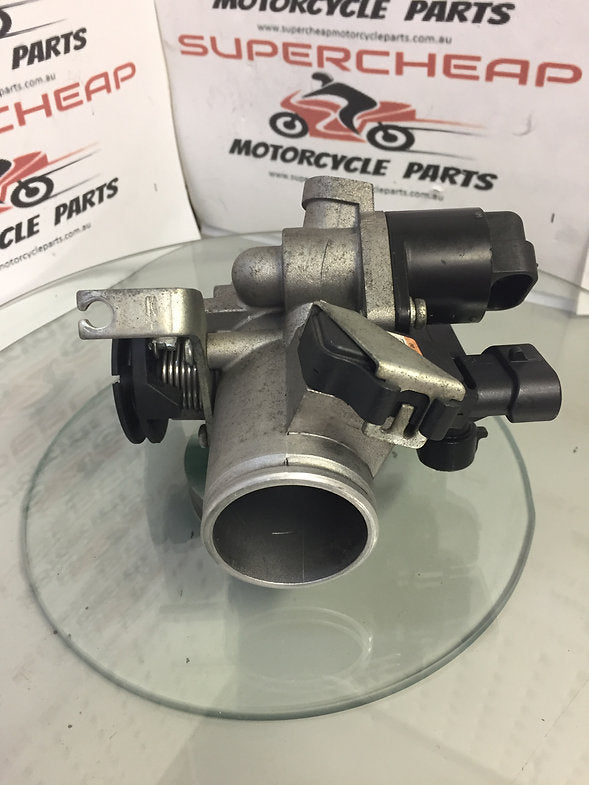 Laro Throttle Body, All 350cc fuel injected Laro Motorcycles.