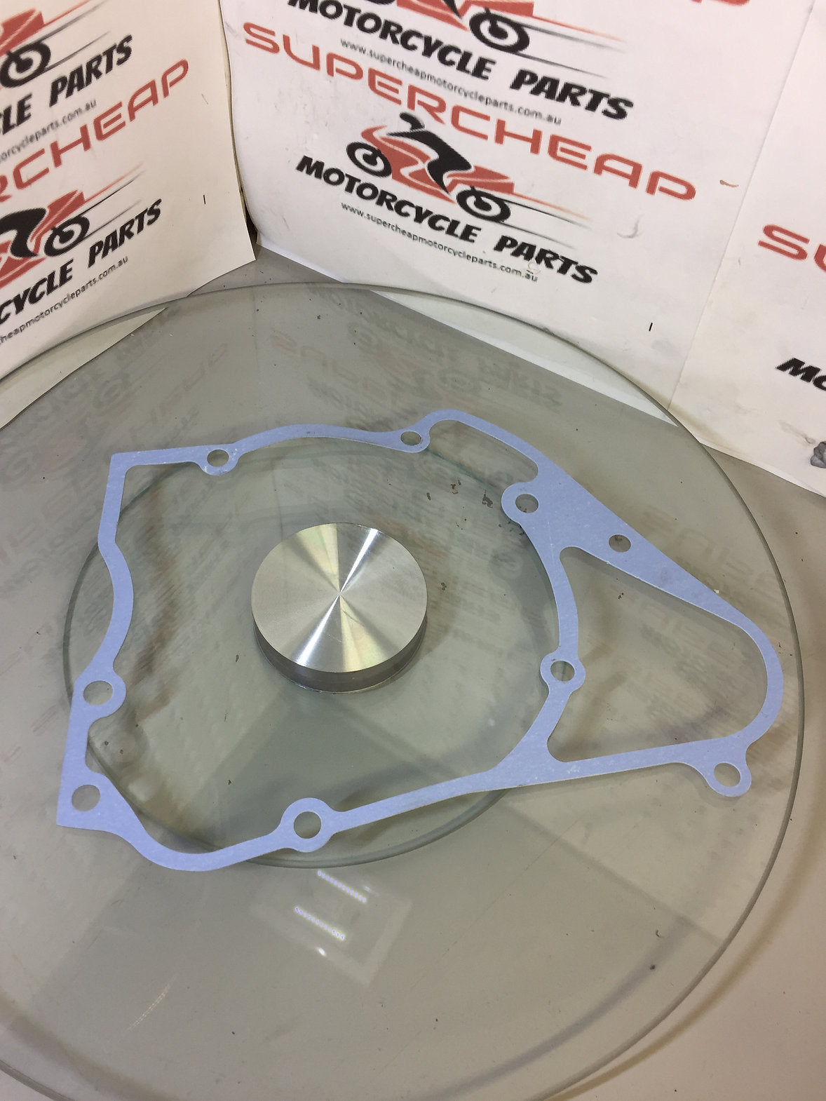 Laro and Hunter alternator gasket. Fits all models.