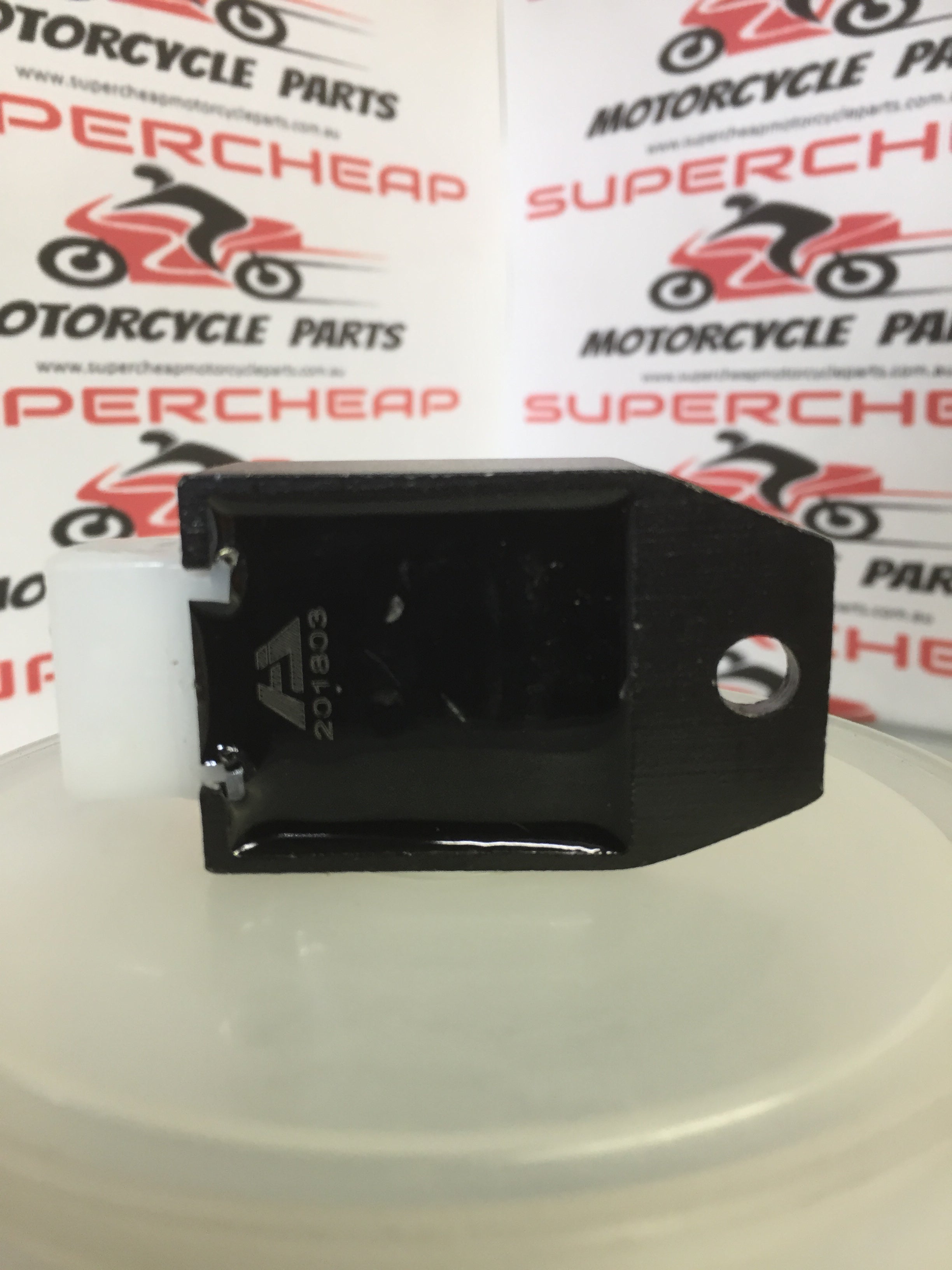 Voltage Regulator,H055-001,  4 Pin. image 3