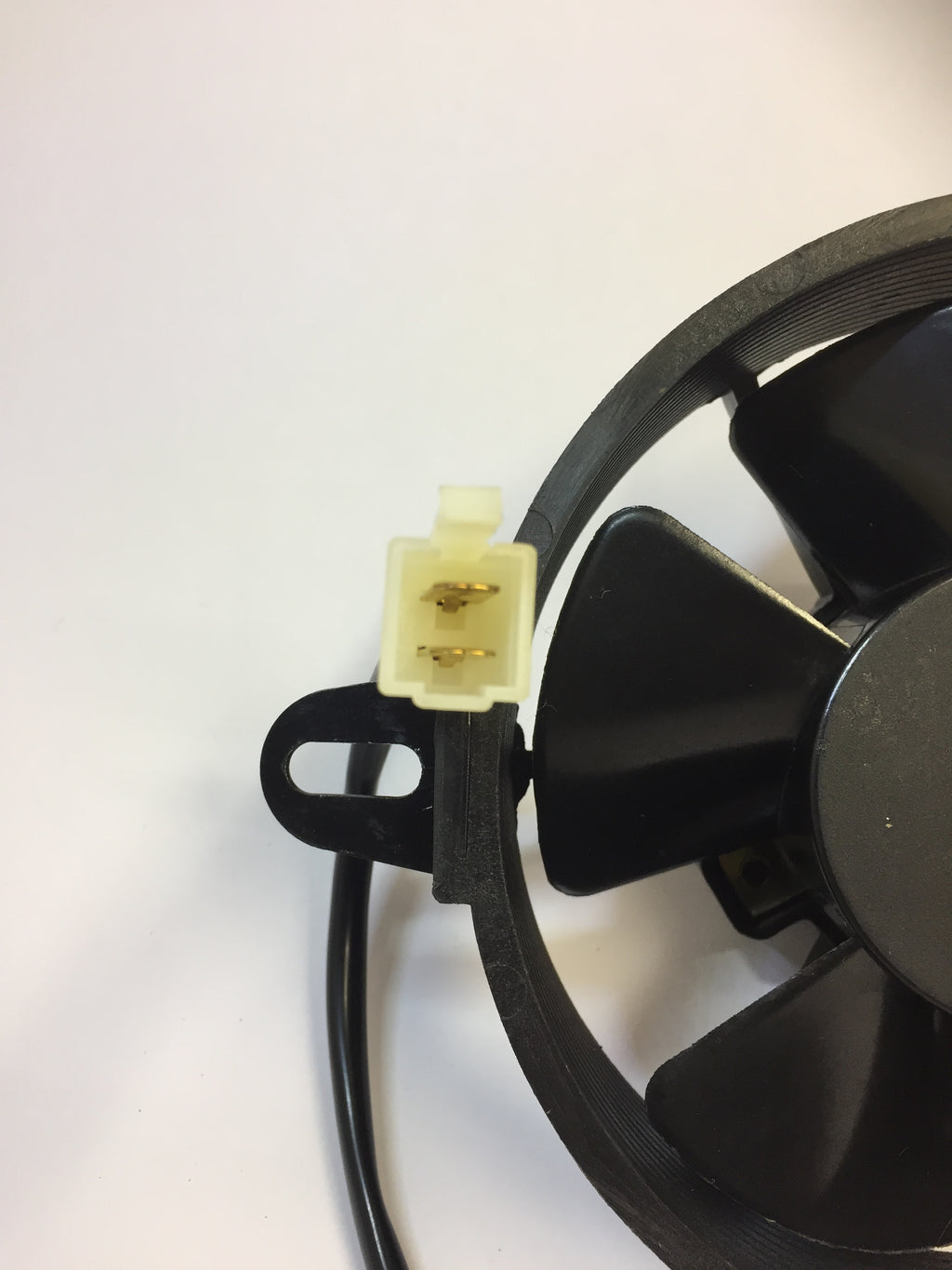 Laro and Hunter Radiator Electric Thermo Fan. image 2