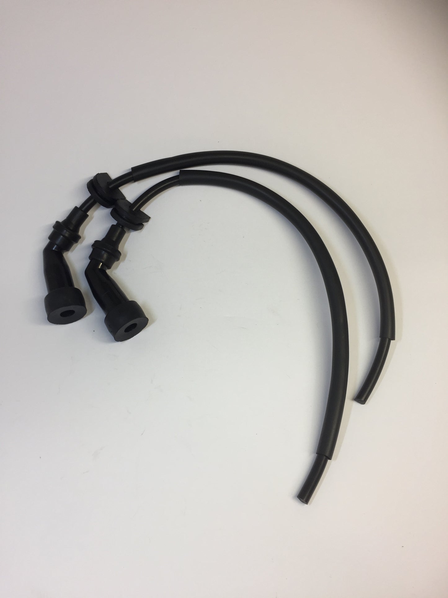 Laro and Hunter Hi Tension Spark Plug Leads. image 0