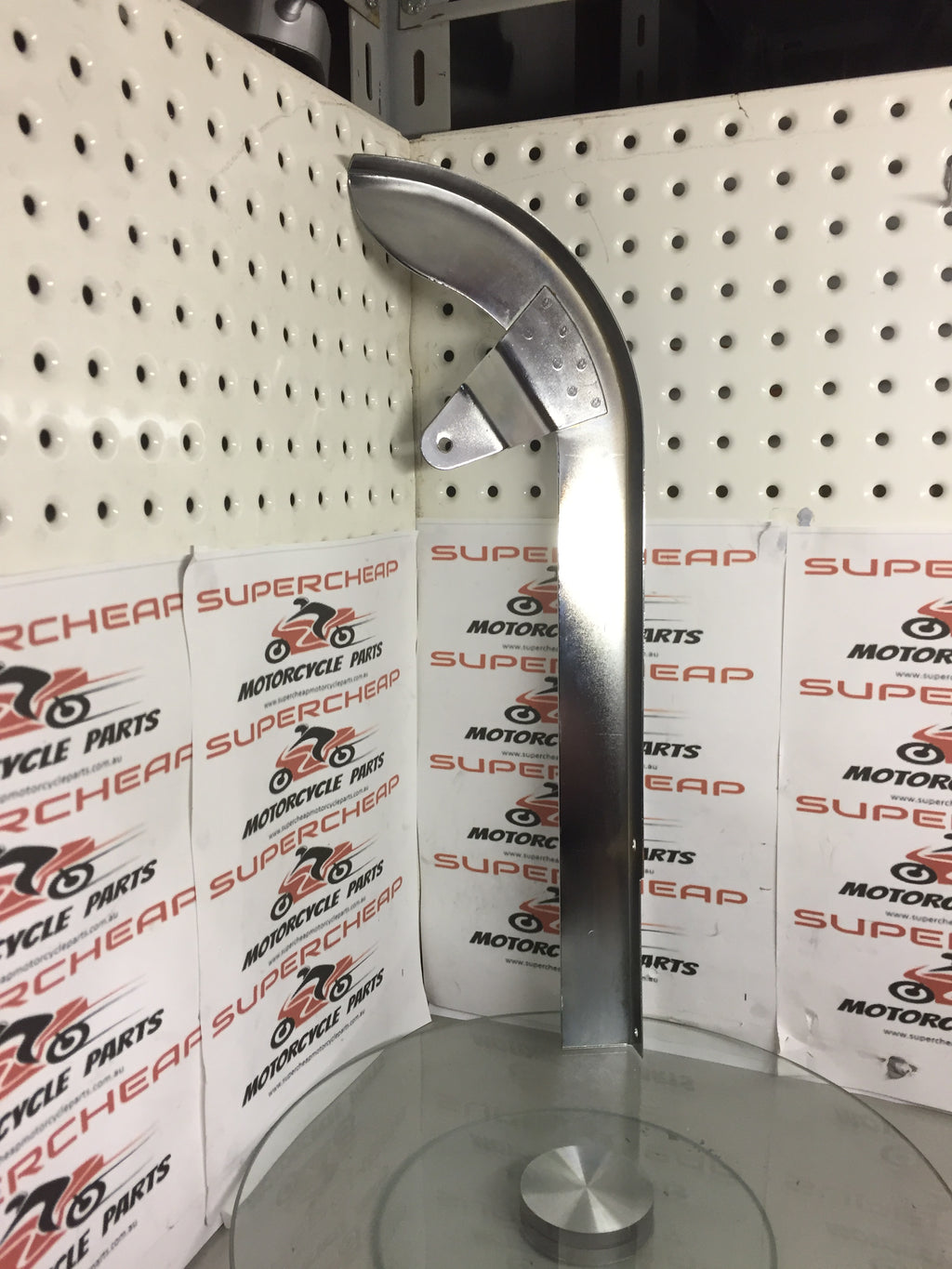 Laro Prostreet chain gaurd, chrome. image 1