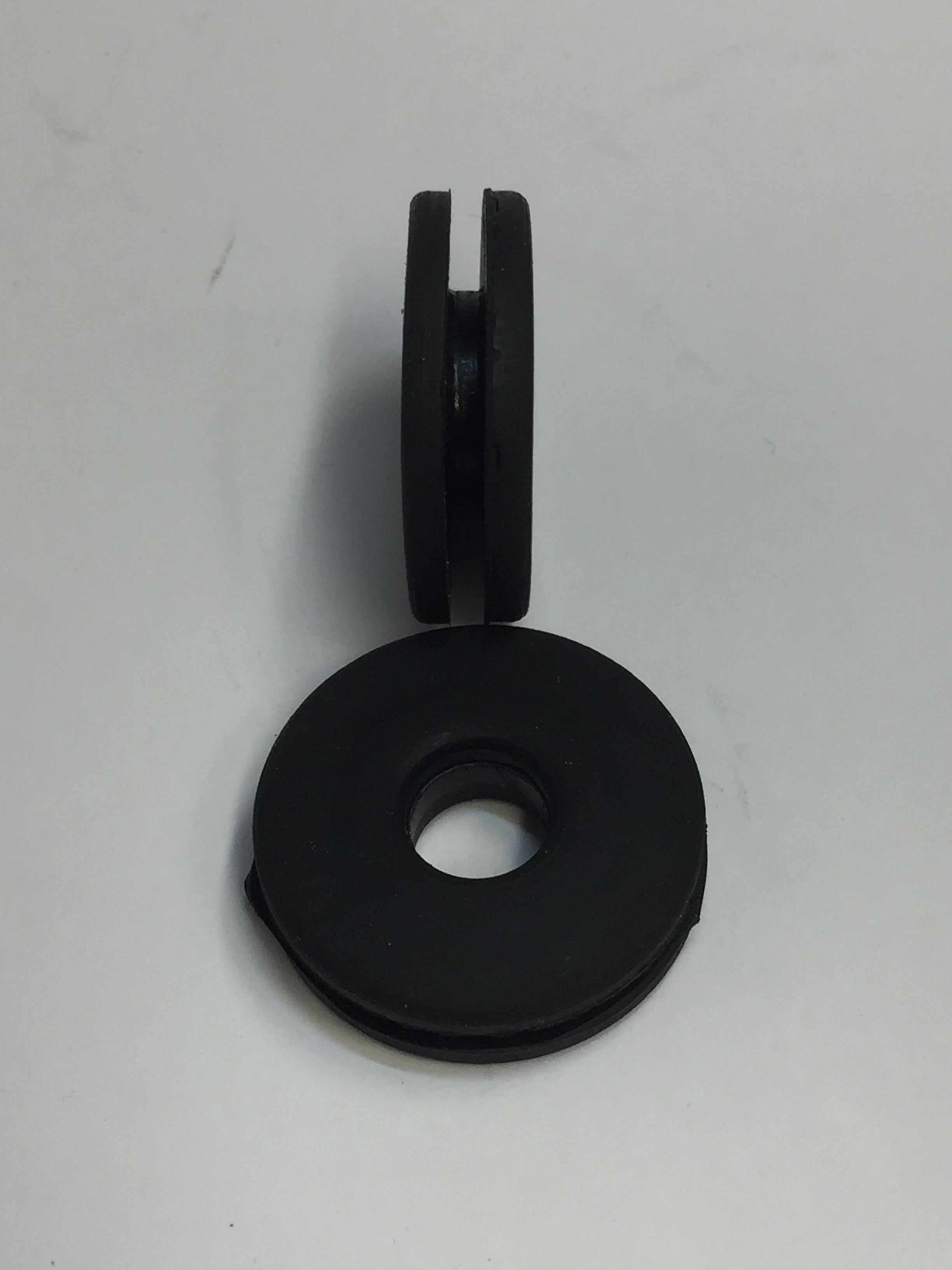 Laro and Hunter sidecover rubbers for all models. Sold as a set, image 0