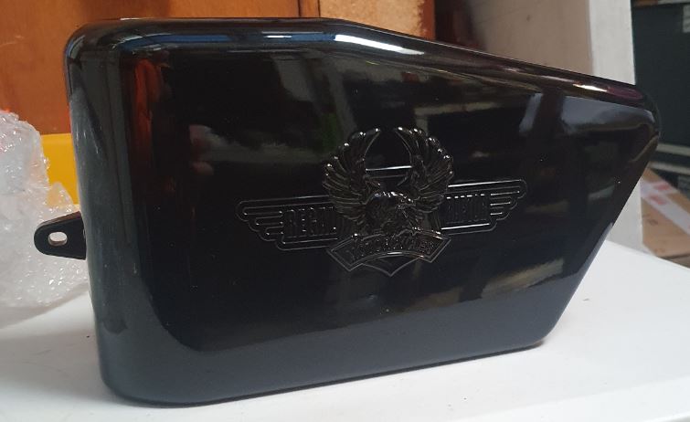 Laro Regal Raptor black embossed side covers, 1 PAIR. image 0