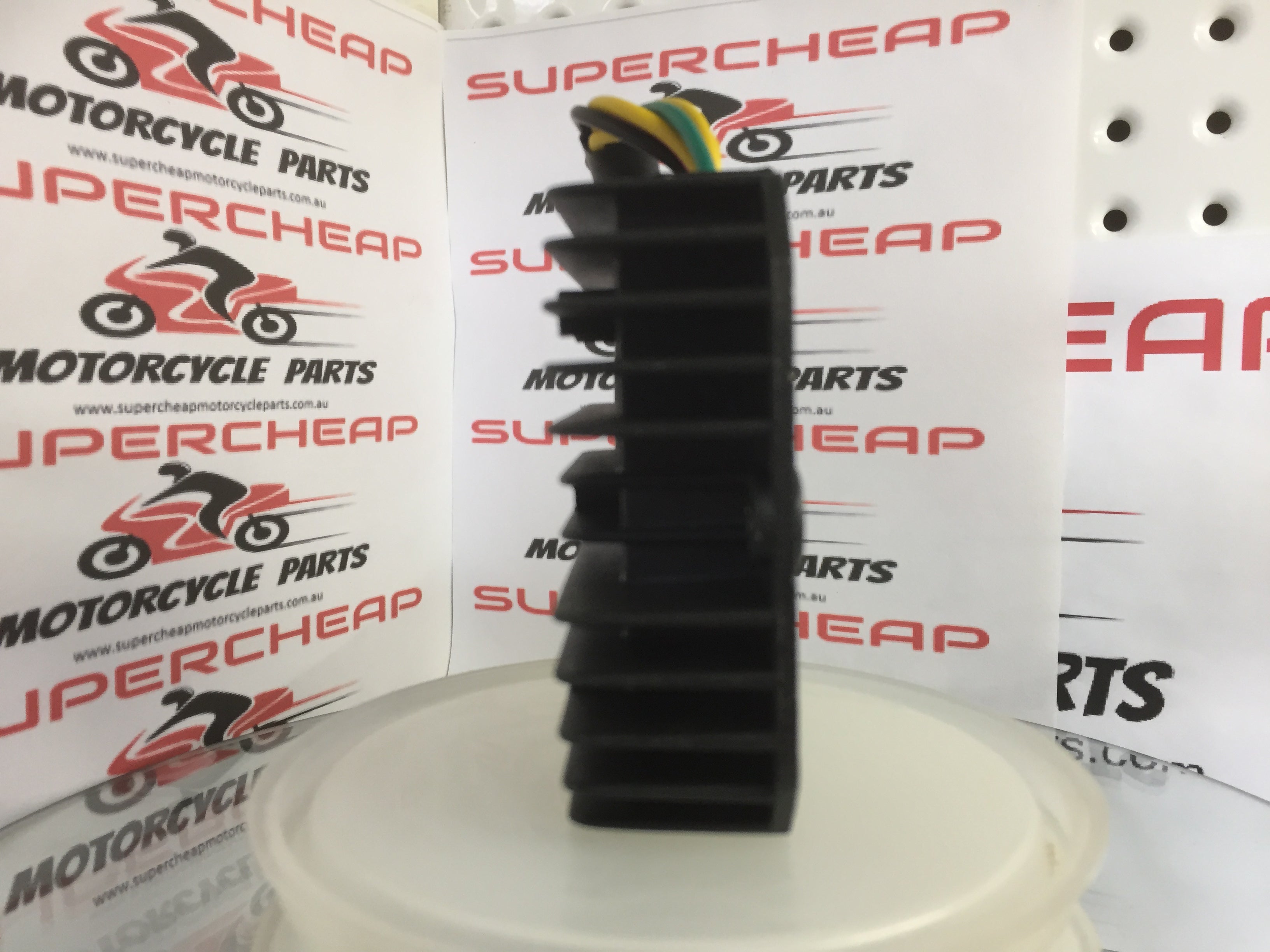 Voltage Regulator, H055-003,  4 Wire, 4 Pin. image 4