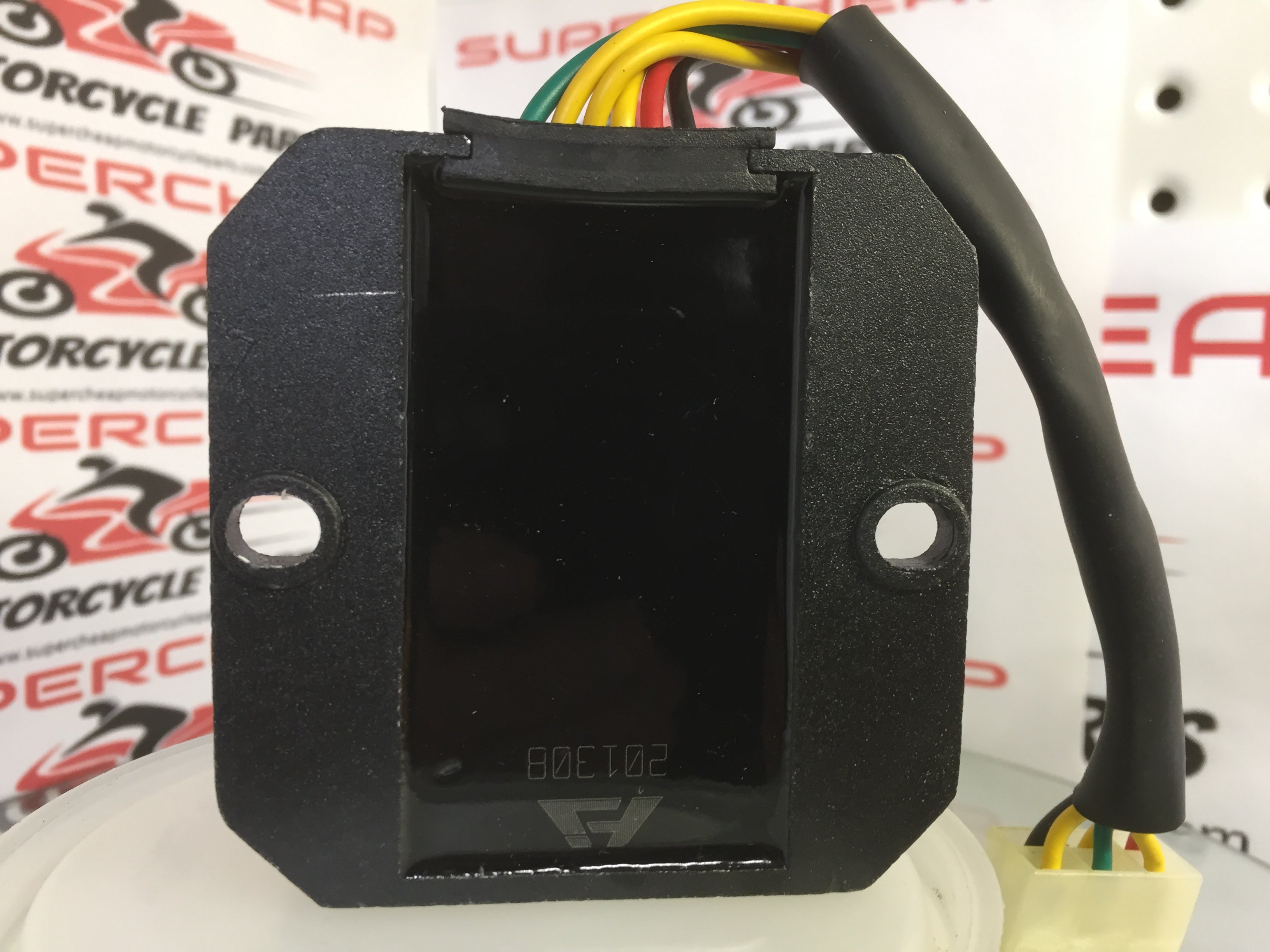 Voltage Regulator, H055-008, 6 Wire, 6 Pin. image 4