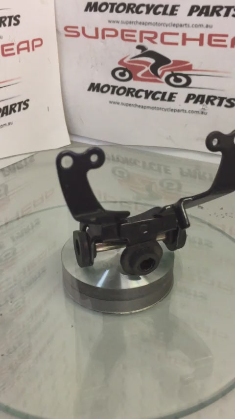 Laro Regal Raptor Instrument Bracket.