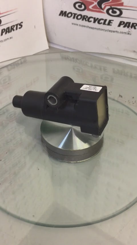 Laro and Hunter high voltage EFI ignition coil.